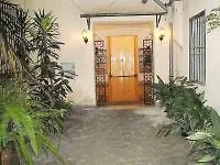Luxury In ゲストハウス 3*