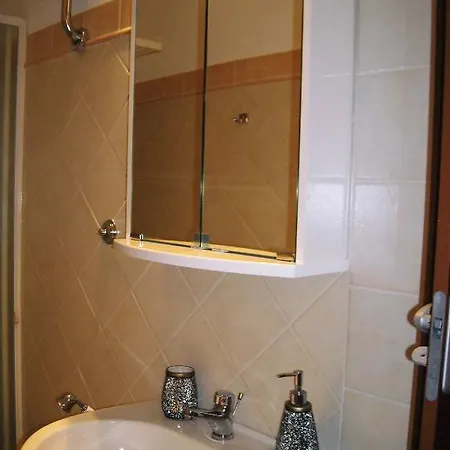 Luxury In Vendégház